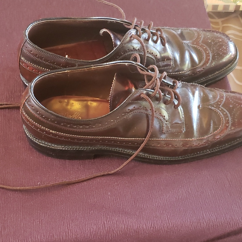 Johnston & Murphy mens Italian Calfskin shoes.
